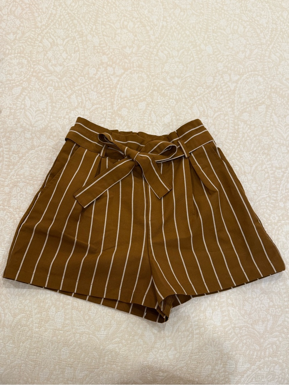 Forever 21 Brown Striped Paperbag Waist Shorts Size Small